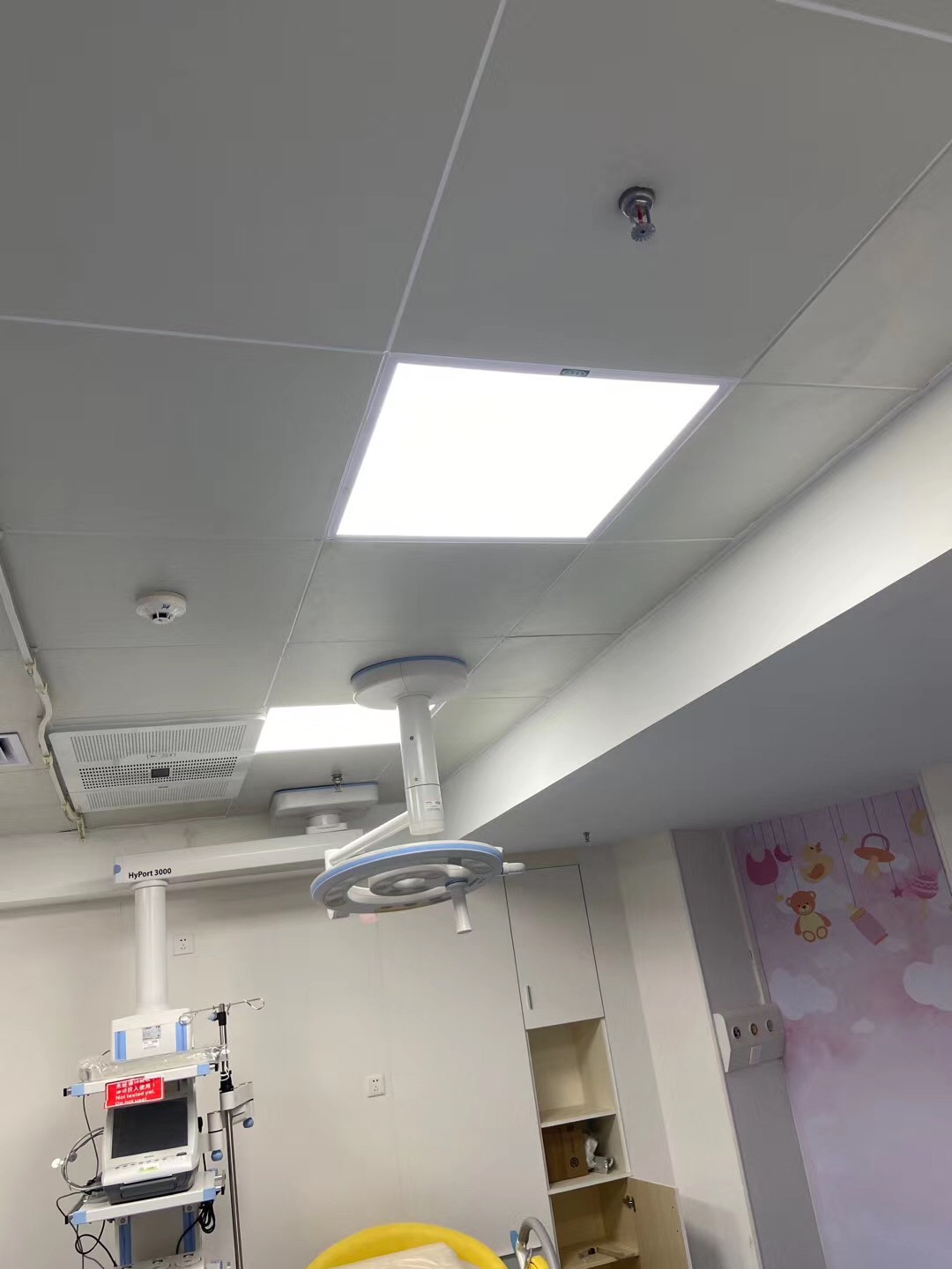 廣西-柳州鋼鐵集團醫院使用景泰源LED凈化燈